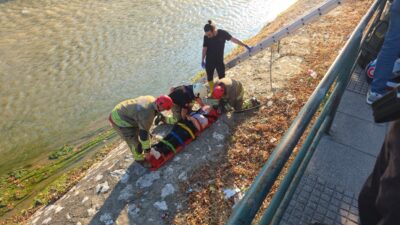 Düzce'de köprü üzerinde öz çekim yapmak isteyen 20 yaşındaki genç