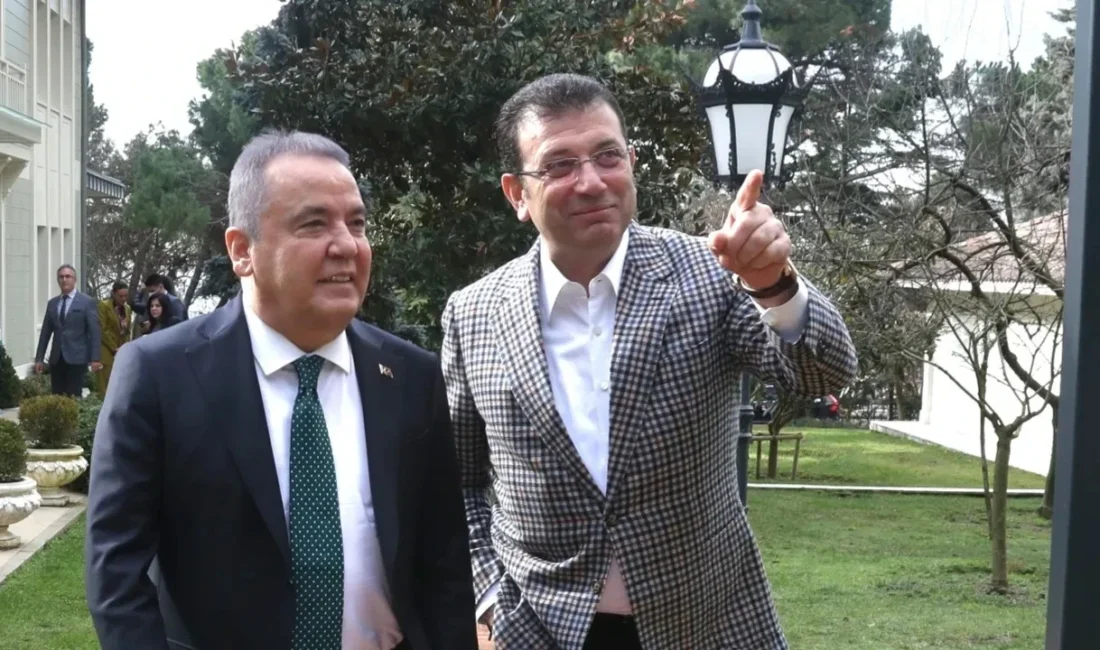 Antalya Büyükşehir Belediye Başkanı Muhittin Böcek’in, yürütülen rüşvet ve yolsuzluk