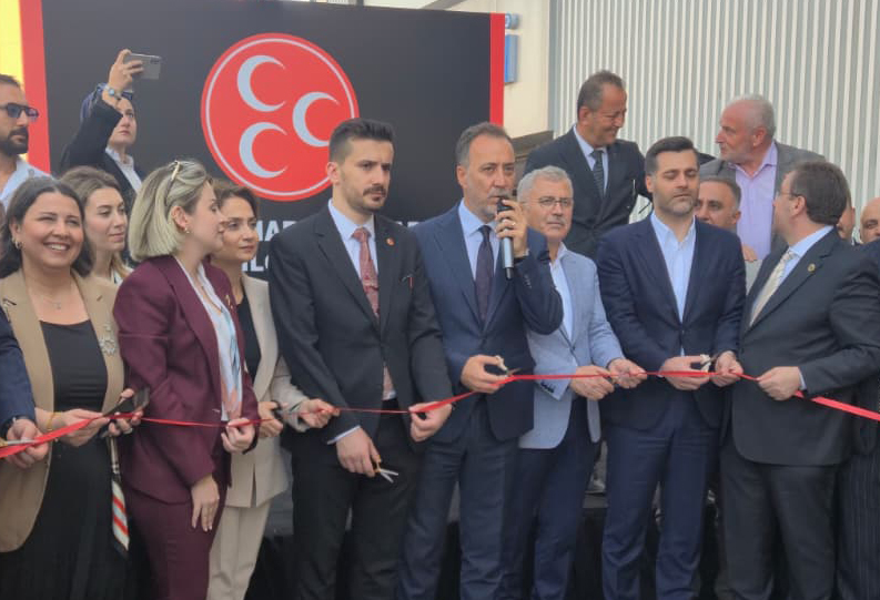 MHP Üsküdar İlçe Başkanlığı, Mustafa Gider liderliğinde taşındığı yeni hizmet