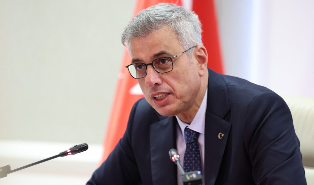 Sağlık Bakanı Kemal Memişoğlu, sosyal medya hesabı üzerinden yaptığı paylaşımla