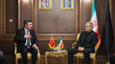 İran'ın eski dini lideri Ali Hamaney için Tahran'da cenaze programı