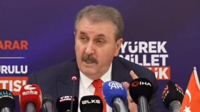 Ahmet Türk’ün geçmişte 6 dönem milletvekilliği ve belediye başkanlıkları yaptığını