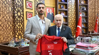 A Milli Futbol Takımı'nın başarılı savunma oyuncusu Merih Demiral, Milliyetçi