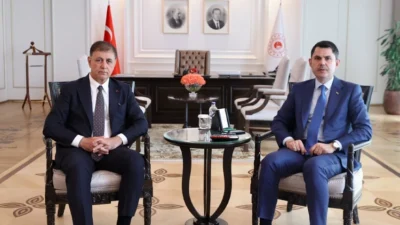 CHP'den istifa eden ve Özgür Özel'in kuracağı yeni partiye katılmayacağını