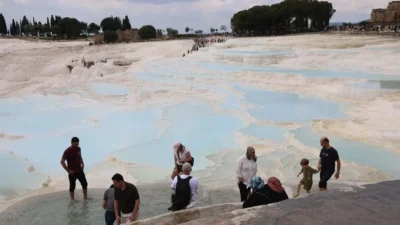TÜİK verilerine göre yerli turistlerin 2026 yılının ilk çeyreğinde yurt