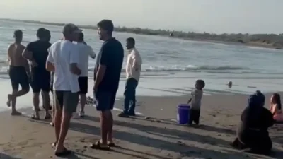 Mersin'in Tarsus ilçesinde serinlemek için denize giren aynı aileden 5