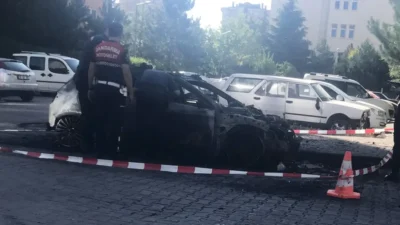 Ankara'nın Altındağ ilçesinde yaşanan olayda, sevgilisi olduğu öne sürülen kadının