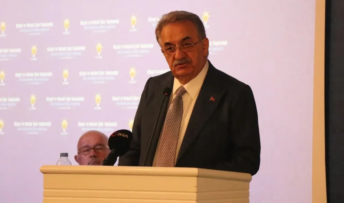 AK Parti Genel Başkan Yardımcısı Hayati Yazıcı, yeni anayasa çalışmalarına