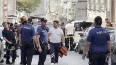 İstanbul Fatih’te emekli polis M.A.Y., eşi ve kızını silahla vurarak