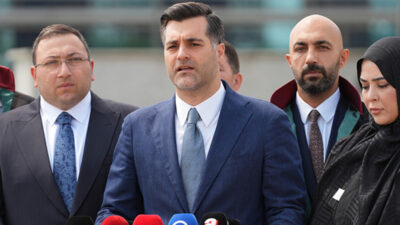 Üsküdar Belediye Meclisi'nde gerçekleştirilen başkan vekilliği seçimlerinde usulsüzlük yapıldığı, meclis