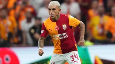 Galatasaray’ın Uruguaylı orta saha yıldızı Lucas Torreira, ayrılık kararını yönetime