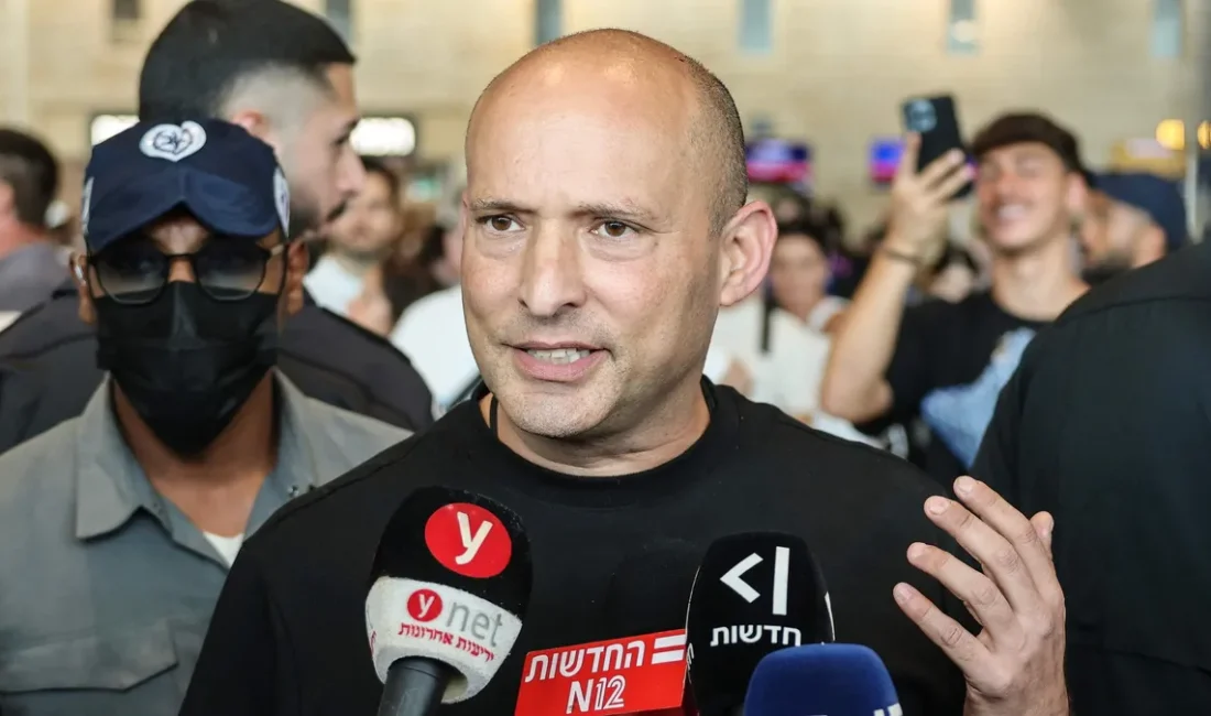 Eski İsrail Başbakanı Naftali Bennett, Tel Aviv'de düzenlenen İsrail Güvenlik