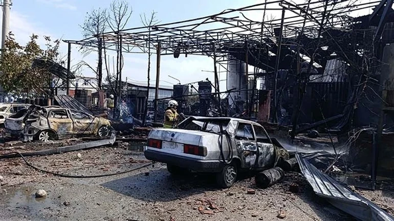 Manisa’nın Salihli ilçesindeki sanayi sitesinde bulunan gaz dolum tesisinde sabah