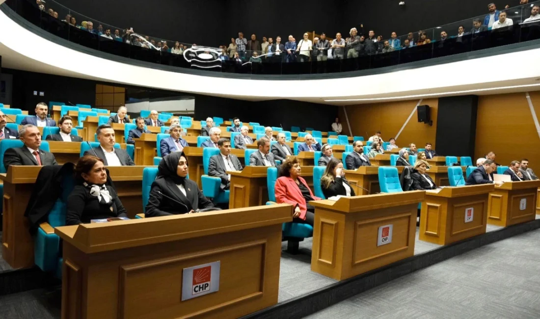 İstanbul Üsküdar Belediyesi’nde, Belediye Başkanı Sinem Dedetaş’ın tutuklanarak görevden uzaklaştırılmasının